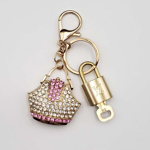 100% Auth Louis Vuitton Lock & Key with unbranded Bagcharm, Keycharm, Keychain - Picture 1 of 8